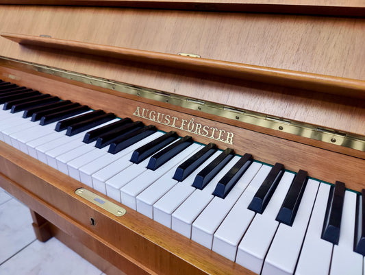 August Förster Klavier