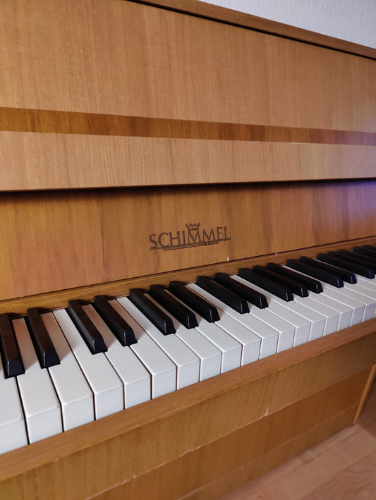 Schimmel Klavier
