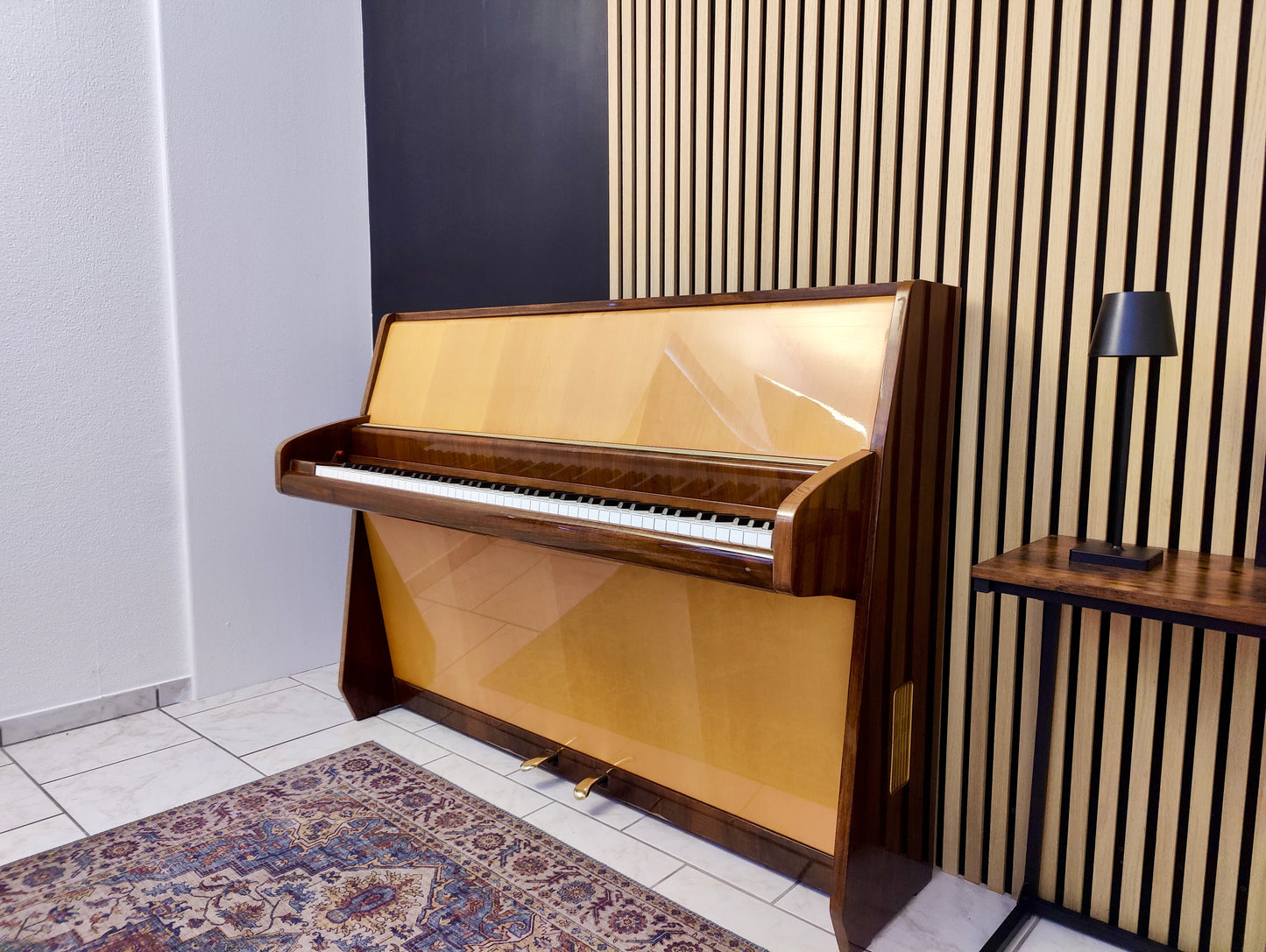 Schimmel Klavier Mod.108N