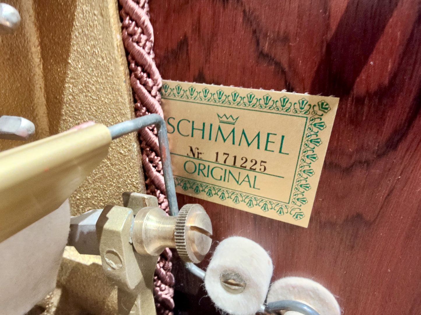 Schimmel Klavier