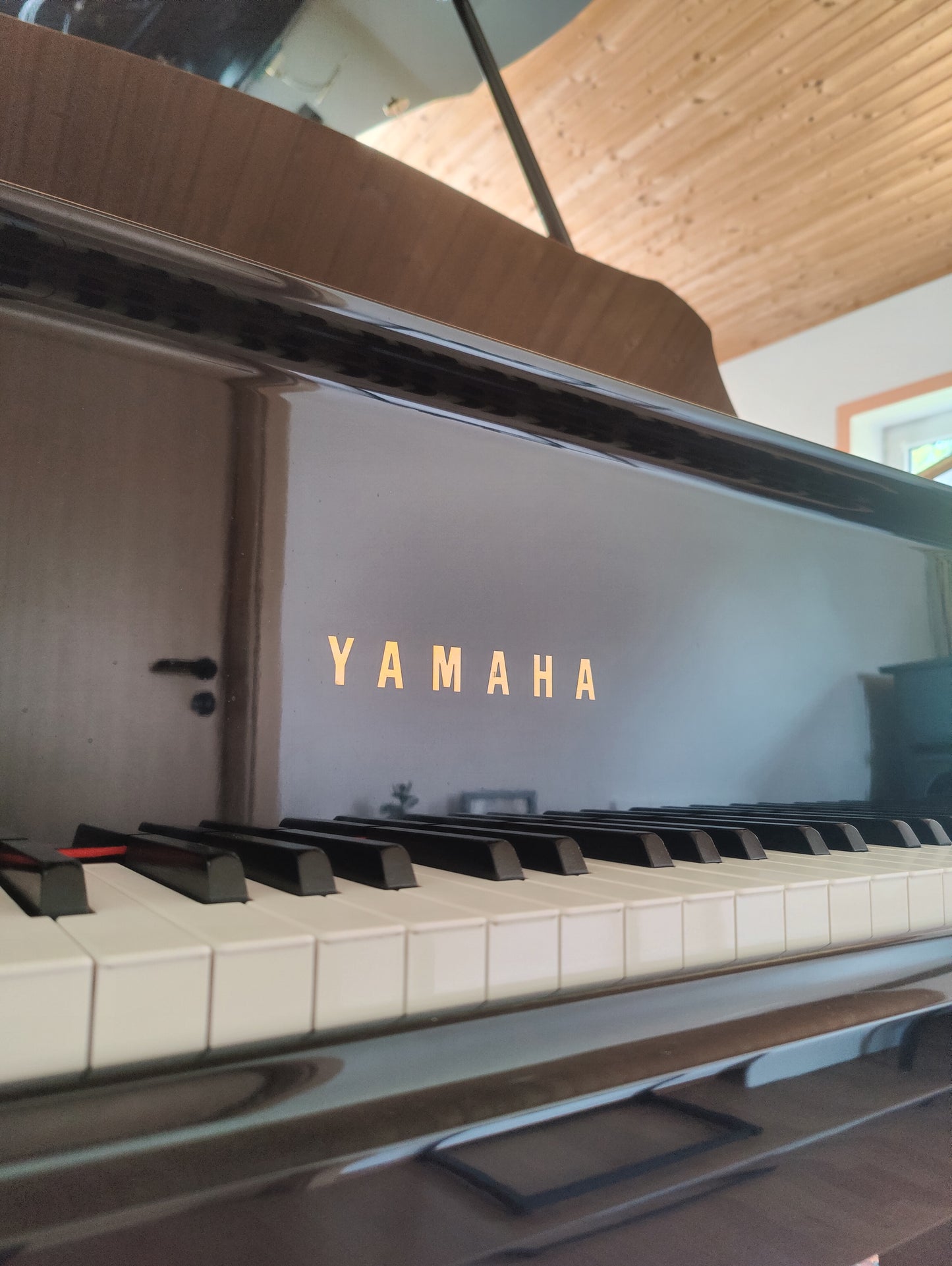 Yamaha C5 Flügel