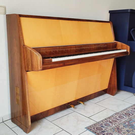 Schimmel Klavier Mod.108N