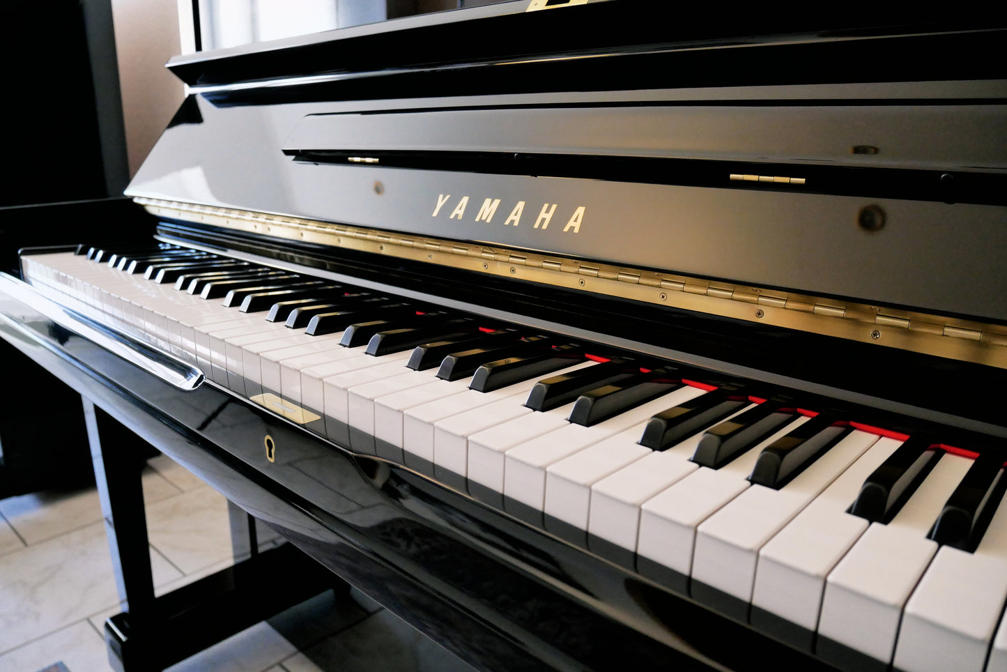 Yamaha U3 Klavier schwarz 131cm