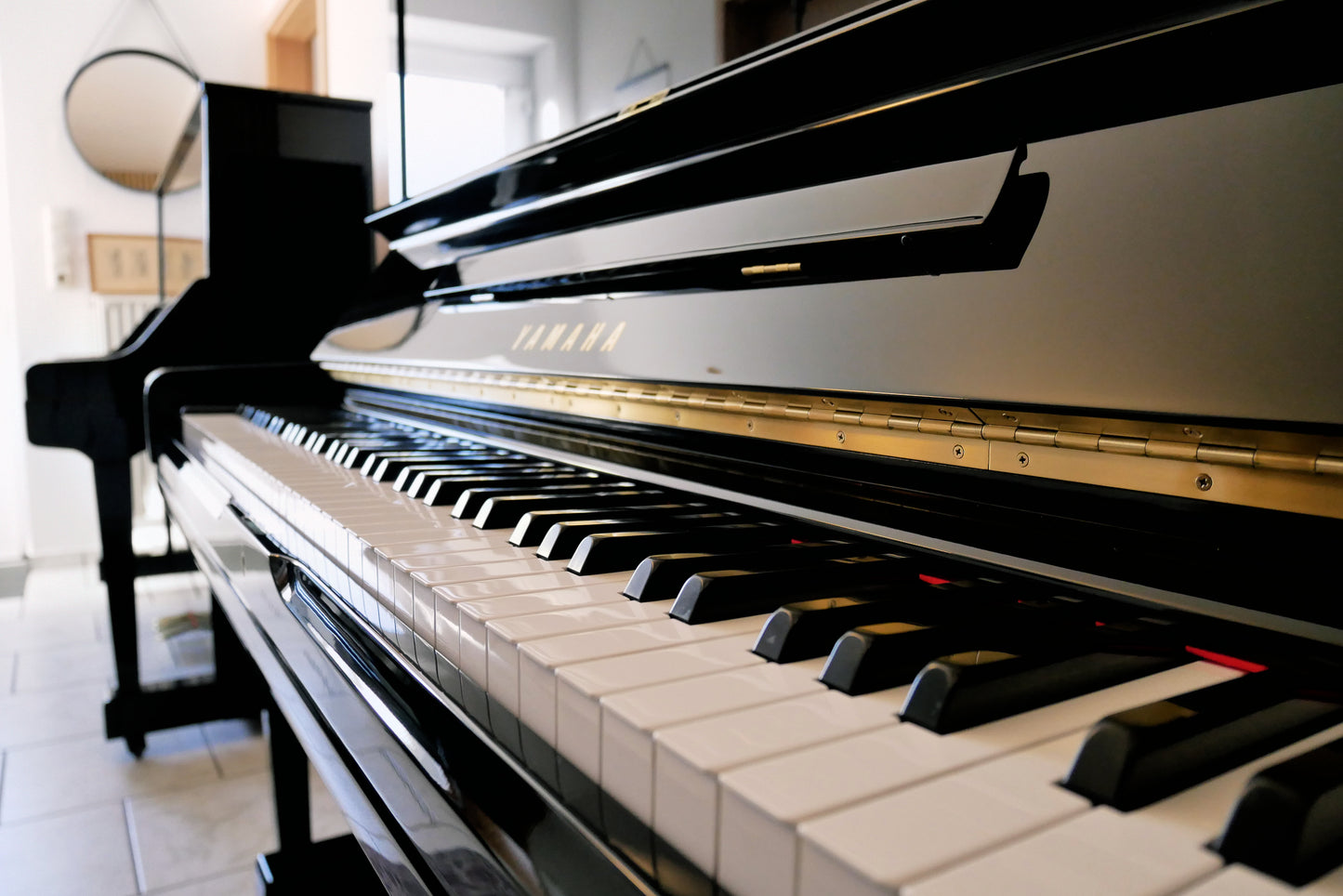 Yamaha U3 Klavier schwarz 131cm