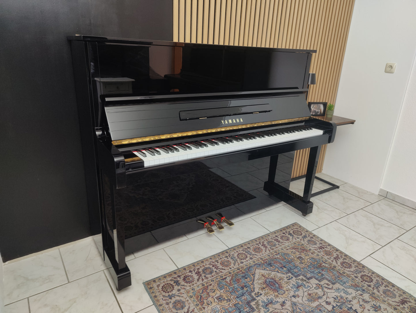 Yamaha Klavier MC301