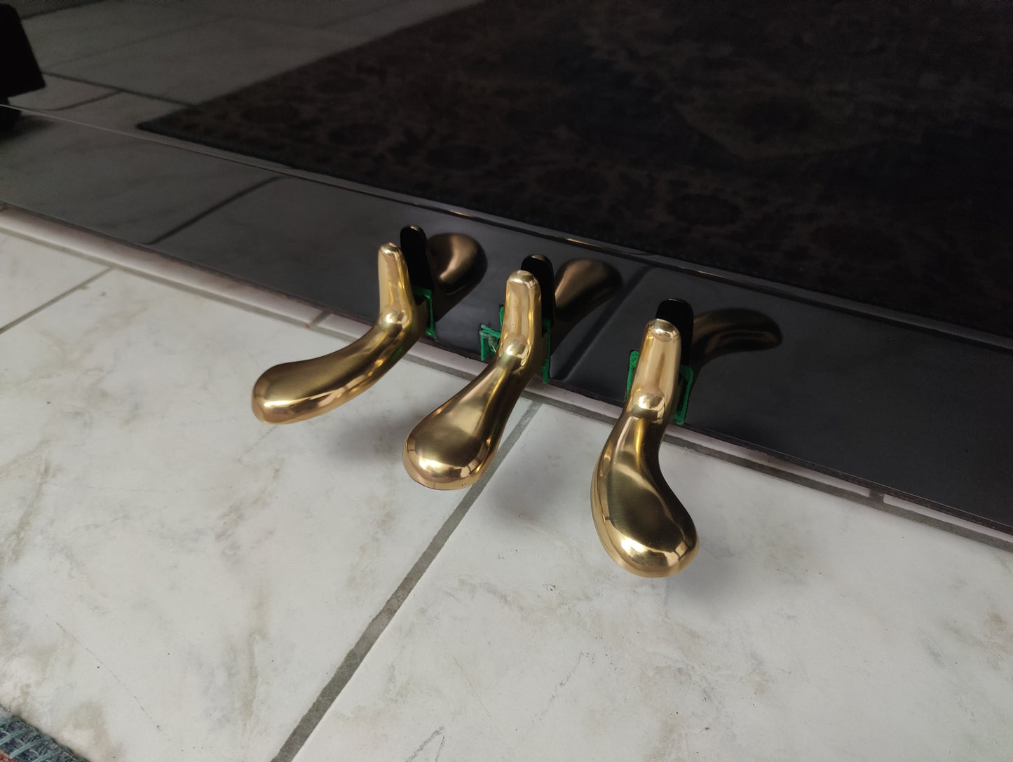 Yamaha U1 Klavier in schwarz 121cm