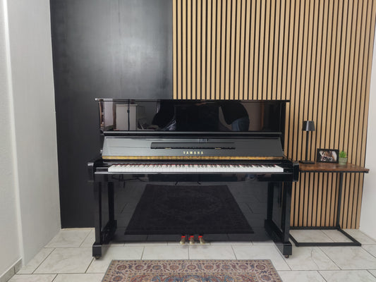 Yamaha Klavier MC301